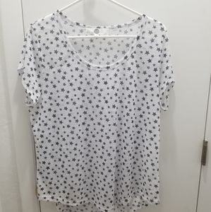 WF size 1X white shirt with stars
